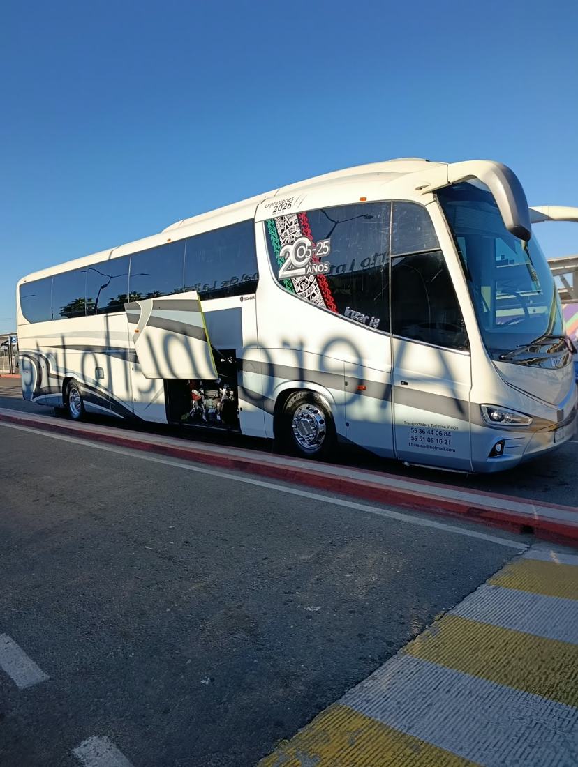 Autobús de New Baja Mex Tours