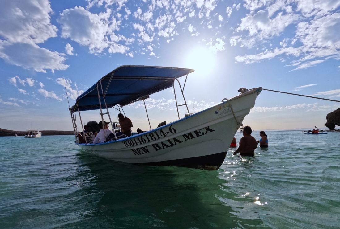 Embarcación de New Baja Mex Tours